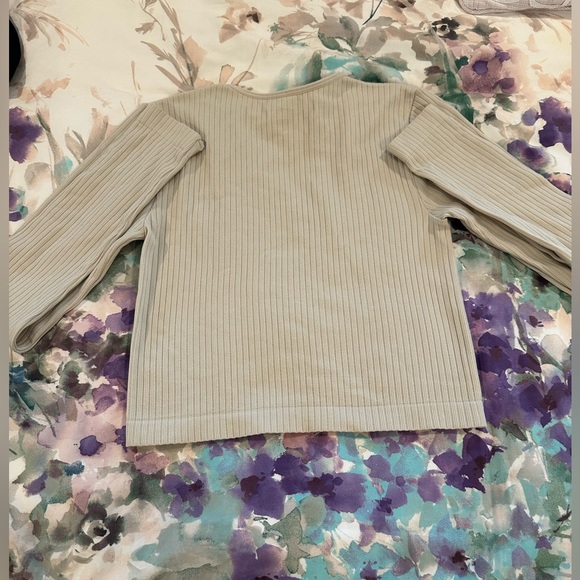 XS Long Sleeve navy and XS long sleeve beige Ribbed top! - Picture 2 of 7